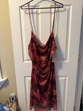 Persaya dress size 3X (NWT) 3XL (24-26)